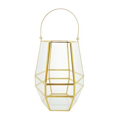 China Copper Geometry CLASSIC Mini Glass Greenhouses and Glass Hanging Lantern for Wedding Centerpiece Decoration or Decoration for sale