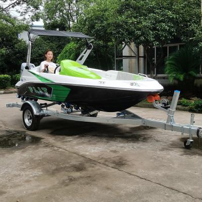 China Fashionable Design Fiberglass Small Amuse Fishing Boat For Sale for sale