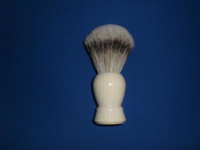 China Handmade Silvertip Badger Men Shaving Brush #AEA122 with Resin Handle for sale