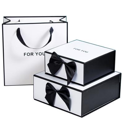 China Recyclable Black White White Flap Gift Boxes Lid Packaging Cardboard Bespoke Folding Paper Gift Boxes With Magnetic Lid for sale