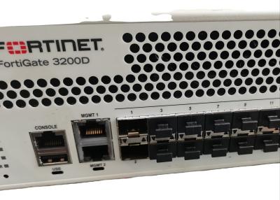 Chine 80 Gbps Fortinet FortiGate FG-3200D 48x 10GE SFP 48 ports 10GBE Utilisé Fortigate 3200d à vendre