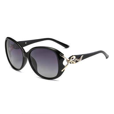 China Fashion Sunglasses 3252 Fashion PC Frame Driving Sun Glasses UV400 Polarized for sale