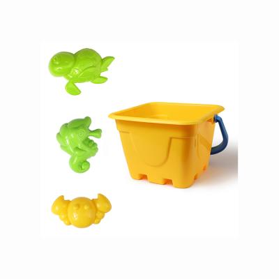 China Factory Wholesale Beach Bucket Shovel Water Can Sand To Cast Wheelbarrow Toy 216-2 for sale