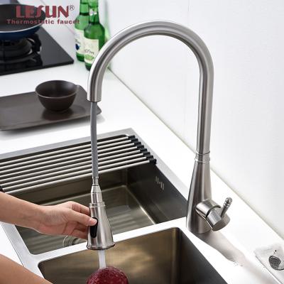 China LESUN Modern Hot Sale 360 ​​Swivel Spout Faucet Brushed Nickel Stainless Steel Kitchen Sink Faucet With Pull Out Sprayer for sale