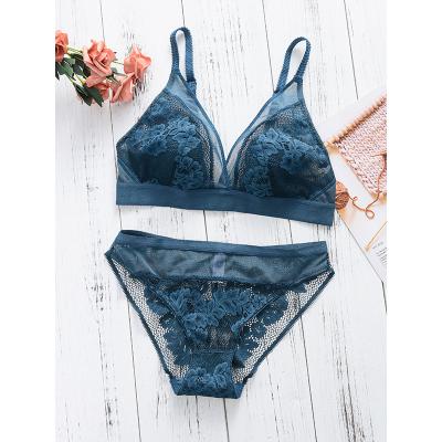 China Women's Lace Rose Underwire Scallop Floral Ice Hook-and-Eye Closure Underwear Bra And Panties Lingerie Silk Ultra-thin Set for sale