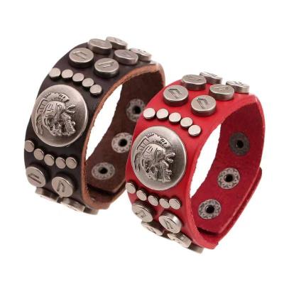 China New Rivet Punk Personal Skull Charms Large Clasp Wide Adjustable Couples Bracelets Leather Bracelet for sale