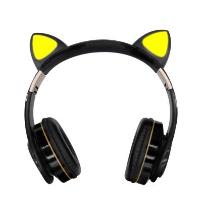 China Reliable Earphone Quality LED Light Music Gaming Cat Headphone Bluetooth Earphone Wireless Headset for sale