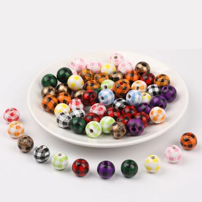 China Wholesale DIY Gift Plaid Wood Beads Buffalo Plaid Print Chunky Beads 10mm Wood White Black Checked Wooden Beads 16mm For Handmade Jewelry for sale