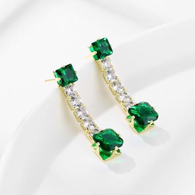 China CLASSIC Tennis Fashion Factory Price Chain Tassel Earrings Dangle Earring Crystal Long Tennis Chain Green Zircon Drop Wand for sale