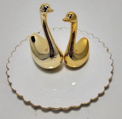 China New Style Ceramic Swans Holder Both Design Ceramic Ring Holder Jewelry Tray Jewelry Tray for sale