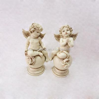 China Europe Polyresin Angel Figurine Statue Fairy Decoration for sale