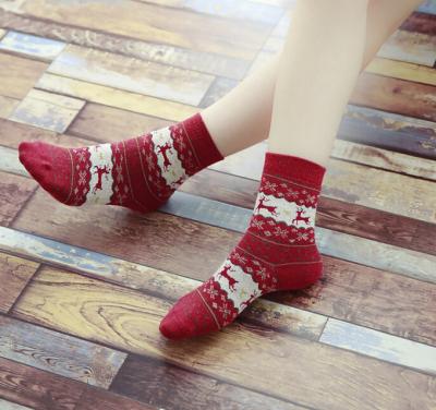 China Christmas Snowflake Deer Design Womens Comfortable Wool Socks for sale