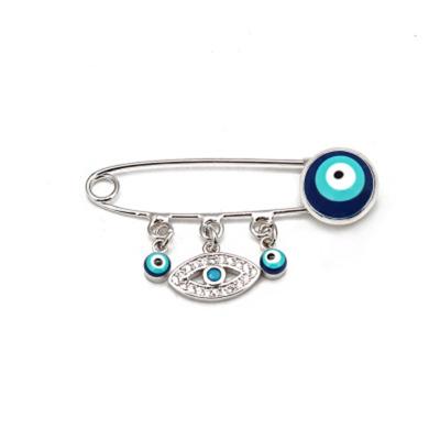 China Lucky Jewelry Brooch Blue Eye Cute Charm Gold Brooch Fashionable Devil's Eyes For Parents Kids Birthday for sale