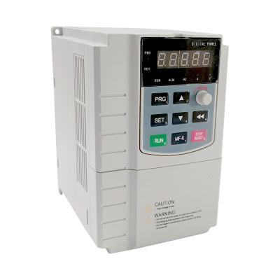 China Solar Controller Solar Inverter With MPPT 2.2kw Pure Sine Wave Solar Drive 185*118*157MM for sale