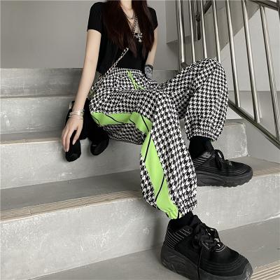 China 2021 Women Side Stripes Ladies Street QUICK DRY Pants Breathable And Spring Loosen Hip Hop Pants For Women for sale