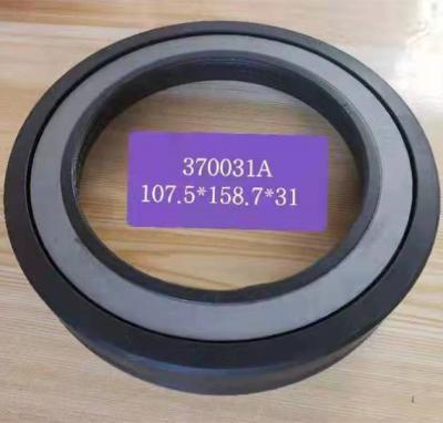 China Rubber and Iron SEAL CR 47691 Gasket Replace 370003A 107.5*158.7*31mm or 108*158.75*34.925mm for sale