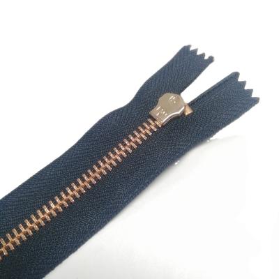 China Bargain Price Universal Y Teeth Polyester Band Nickel Free Metal Zipper for sale