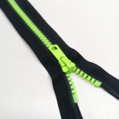 China Polyester Rubber Tooth Zipper Large Sustainable Cost Per Impact Resistance Waterproof Netting Low Cost for sale