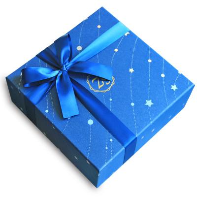 China Recycled Materials Customize Blue Exquisite Wedding Paper Boxes With Handbag Toy Packaging Gift Box Chocolates For Baby Shower Party for sale