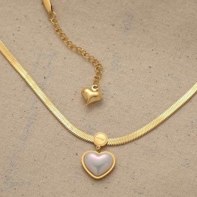 China Trendy Stainless Steel Tasty Flat Gold Chain Snake Necklace Fishbone Women's Elegant Pearl Heart Necklace for sale