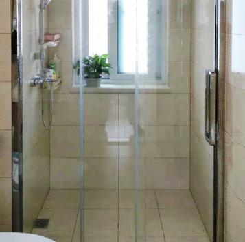 China Modern Simple Modern Style Stainless Steel Material Separation Bathroom Partition Dry Wet Shower Room for sale