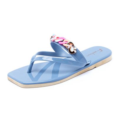 China Cushioning new summer flip flops for ladies casual daily color strap black flat sandals for beach ladies for sale