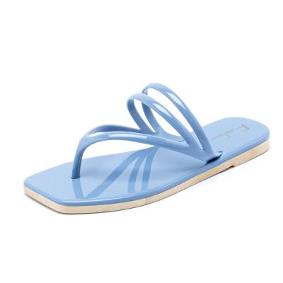 China Yellow Summer Fashion Beach Outdoor Home Wear Square Head Flip Flops Leisure Flat Bottom Slippers Cool Women's Slippers for sale