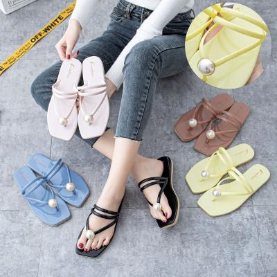 China Cushioning Summer Flip Flops Fashion Beads Use Square Toe Flat Clip-Toe Beach Casual Blue Sandals For Women for sale