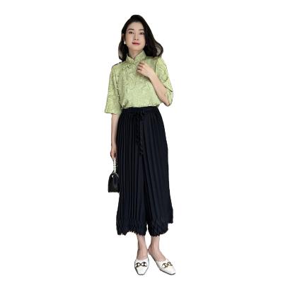 China Chinese Style Breathable Design Enhanced Exquisite Cheongsam Pattern Pleated Elegant Women Short Sleeves Suit for sale