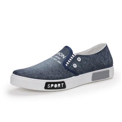 China New Style Breathable Denim Canvas Flat Loafers Men Loafers Slip On Casual Shoes for sale