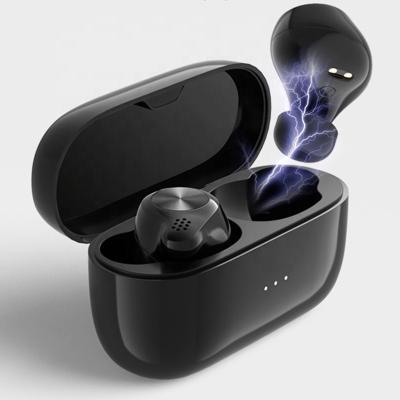 China In-Ear TWS Earphone 5.0 TWS Stereo / True Wireless Earphones Earbuds Wireless Headphones TW18 With Charging Box For Phone for sale