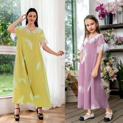 China 2145 Kuwii V-Neckline Middle East Feather Embroidery Parent-child Fashionable Muslim Mesh Dress Dubai Abaya S-2XL for sale