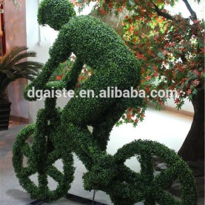 China 3 Years Non Rusty For Outdoor Using 180cm H Bike Rider Topiary Carving Artificial Grass Gardening Sculpture for sale