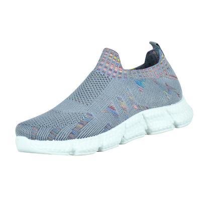 China Hot fashion trend Amazon Saling men's sports shoes running slip-on sneakers fly to knit lightweight breathable sports shoes for sale