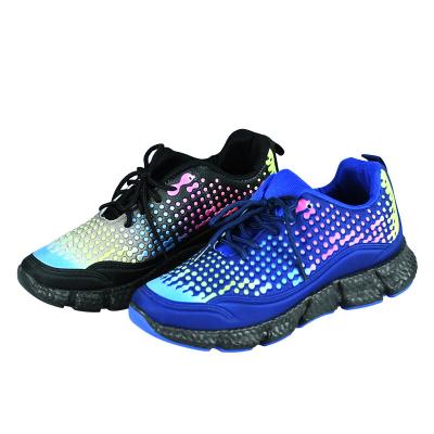 China 2022 Breathable Men's Shoes Fashion Sports Leisure Running Fashion Cloth Sports Sneakers For Men for sale