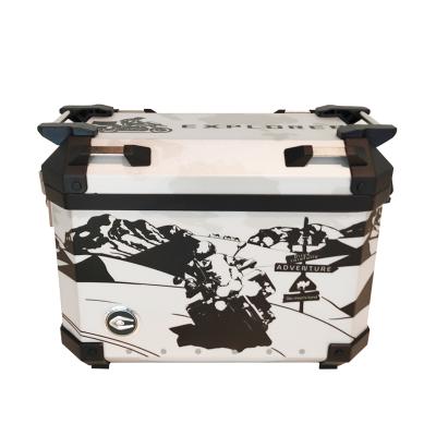 China Motorcycle Camouflage Series COOCASE 28L Motocycle Mountain Top Box Reflective Aluminum Rear Box Motorcycle Side Tail Box Case for sale