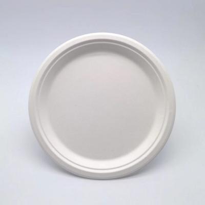 China Recyclable Compostable Bagasse Disposable Plate Round Waterproof for sale