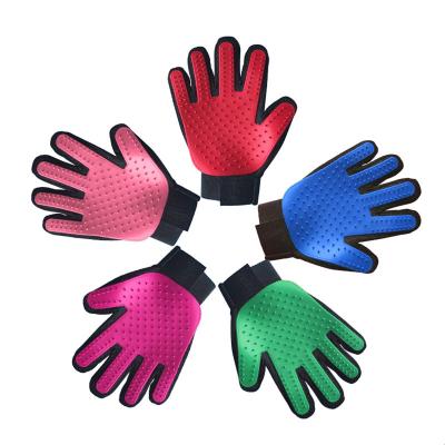 China Viable Pet Massage Glove Dog Cleaning Deshedding Brush Cat Hair Remover Brush Dog Pet Grooming Glove for sale