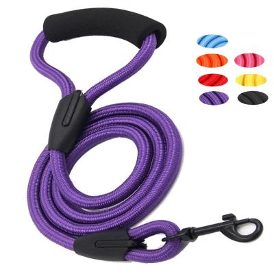 China Best Selling Personalized Pet Supplies Strong And Durable Outdoor Pet Training Leash Pull Rope Anti-Running Leash for sale