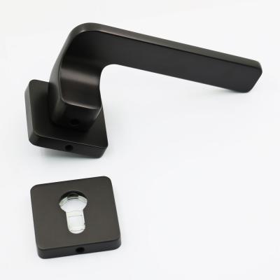 China Modern Black Zinc Alloy Interior Door Handle Poland Door Handle Lock Accessories for sale