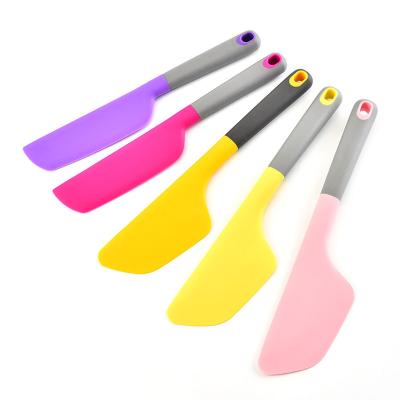 China Disposable Hot Multiple Nonstick Spatula Colors Sale Mixing Scraper Cleaning Baking Cake Pastry Spatula for sale