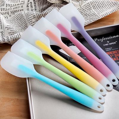 China Disposable Kitchen Tools Color Spatula Accessories Multifunctional Spatula Cake Baking Non-Stick Cleaning Spatula for sale