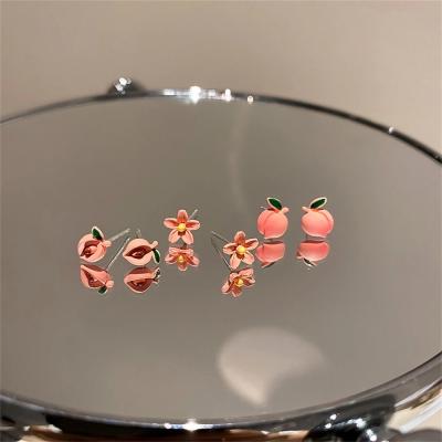 China Vintage Summer Fashion Peach Earrings Simple Cute Sweet Pink Girl Fruit Earrings Set For Women Jewelry Gift for sale