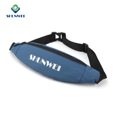 China Water Proof Ready To Ship Factory Direct New Arrival Headphone Passway Waterproof Men's Sports Waist Bag Fanny Pack With Headphone Hole for sale