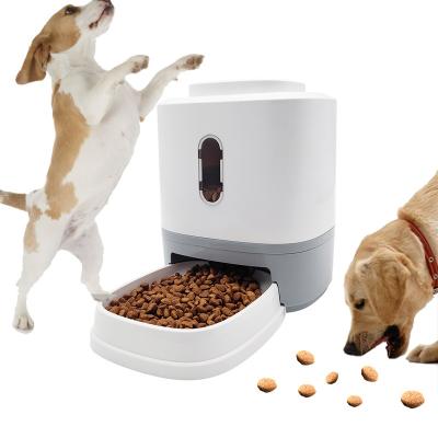 China Hot Sales Auto Adjustable White Square Manual Leakage Press Dog Feeding Feeder for sale