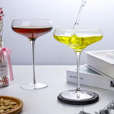 China Artificially blown inner lead-free crystal glass tumblers, artificially blown inner silk cocktail champagne glasses for sale