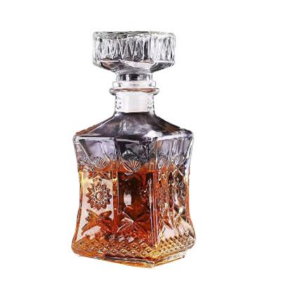 China Cheap Wholesale Wine Spirits Glass Bottles 1000ml Clear Wine Glass Bottles for sale