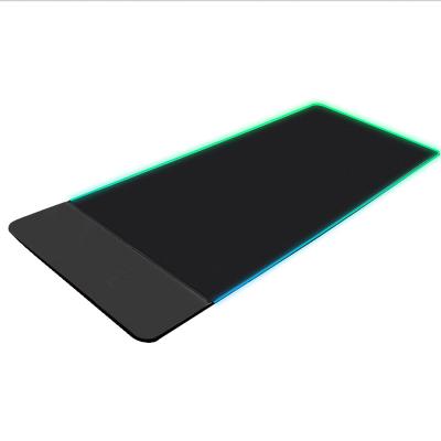 China Eco Friendly Promotional Black Mouse Pad Wireless Mouse Pad With Wireless Charging for sale