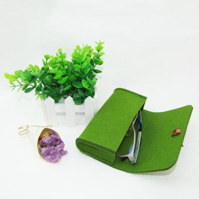 China Eco-friendly Portable Felt Glasses Case Felt Sunglasses Storage Pouch Bag Glass Soft Felt Case for sale