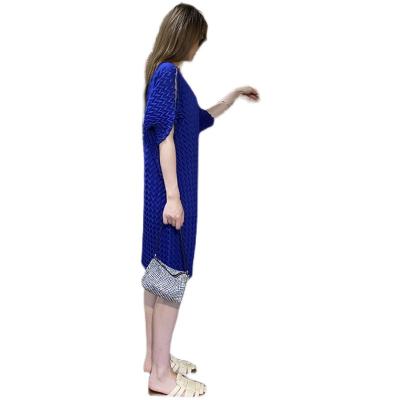 China Anti-wrinkle Wholesale Short Sleeve Women's Pure Desire Style Loose Fashion Simple Folding Mid-Length Dress for sale